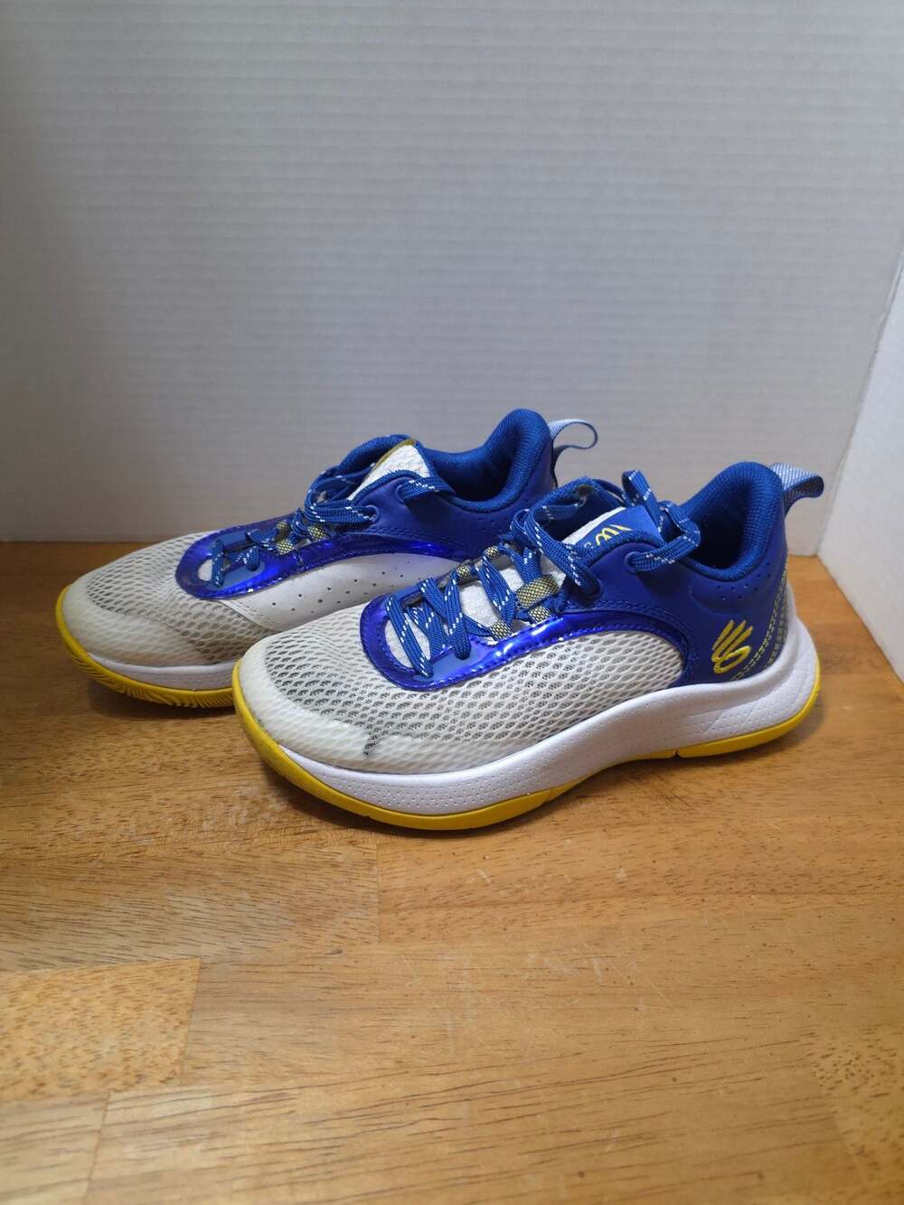Under Armour Curry 3Z6 Basketball Sneakers White Royal Blue Gold